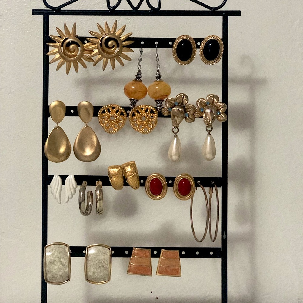 Woman’s elegant summer earrings